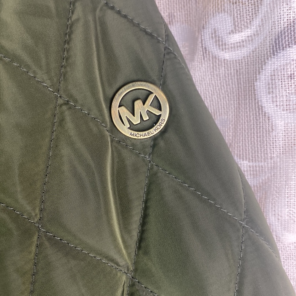 Michael Kors Quilted Jacket Faux Fur Sherpa Collar Olive Green Gold Lightweight - Picture 4 of 13
